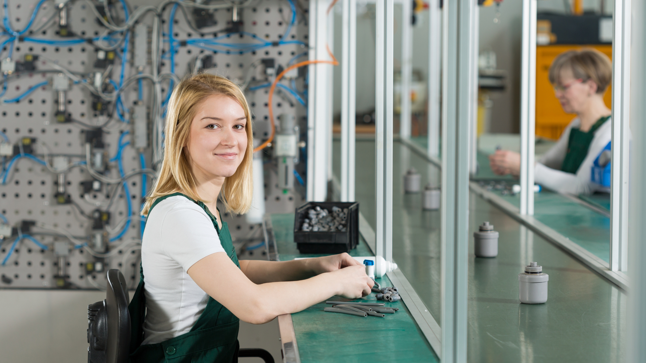 5 Essential Transferable Skills for Manufacturing Professionals (1)